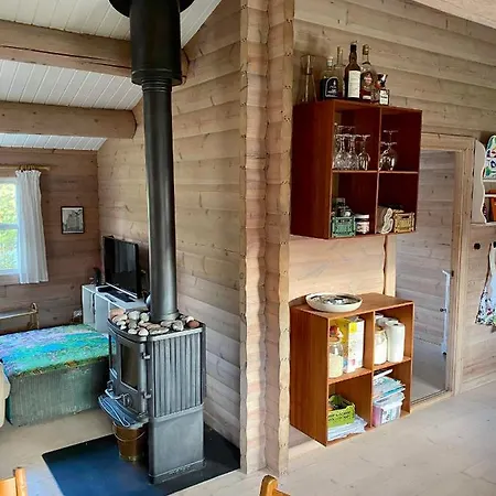 Skon Idyl Feriehus Taet Pa Havet * Yderby