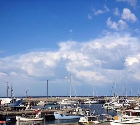 Dom wakacyjny Skon Idyl Feriehus Taet Pa Havet